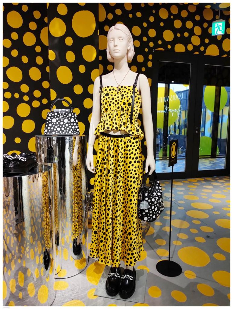 「ルイ・ヴィトン × 草間彌生」ポップアップストアの様子