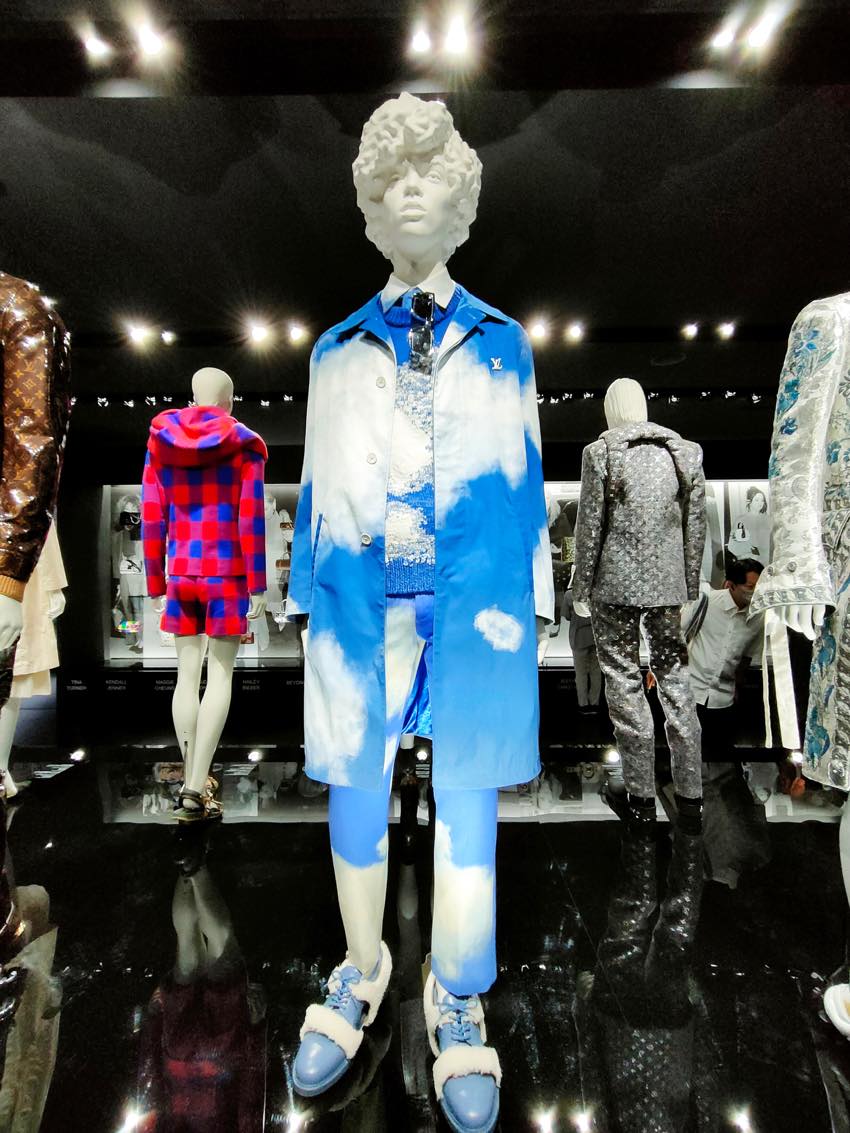 世界巡回展「SEE LV」展示内容