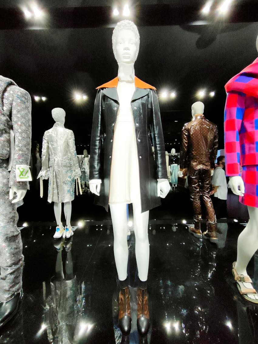 世界巡回展「SEE LV」展示内容