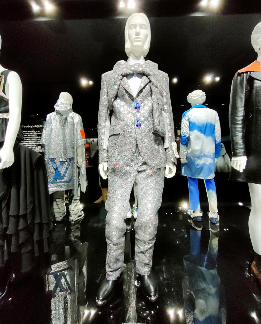 世界巡回展「SEE LV」展示内容