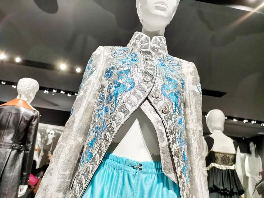 世界巡回展「SEE LV」展示内容