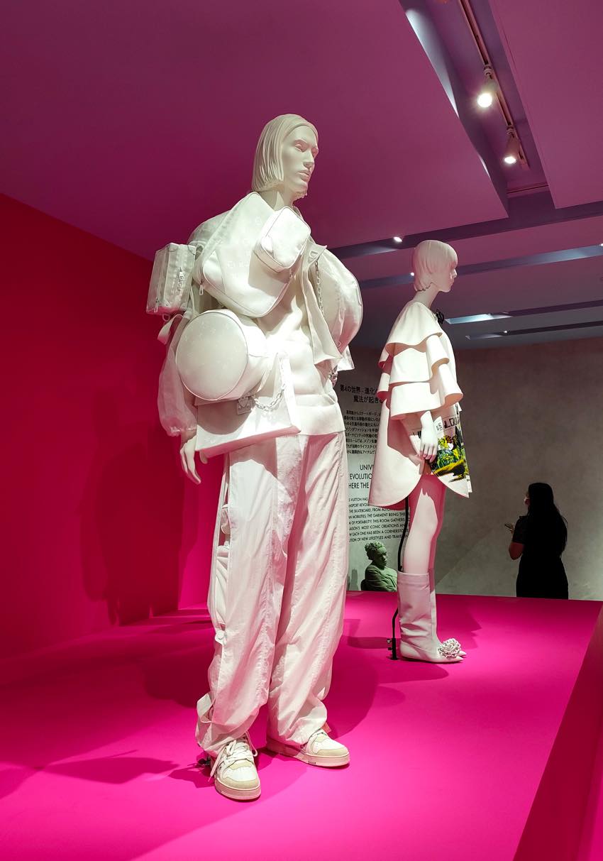 世界巡回展「SEE LV」展示内容