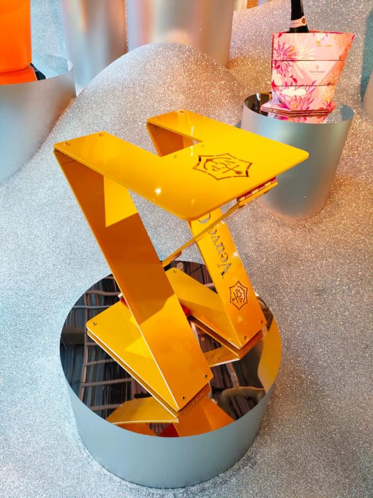 世界巡回企画展「ヴーヴ・クリコ　ソレール カルチャー（Veuve Clicquot Solaire Culture）～太陽のように輝く250年の軌跡～」展示作品